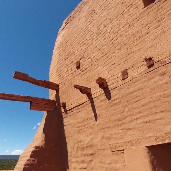 Meet the posher - Picture 1 of 6